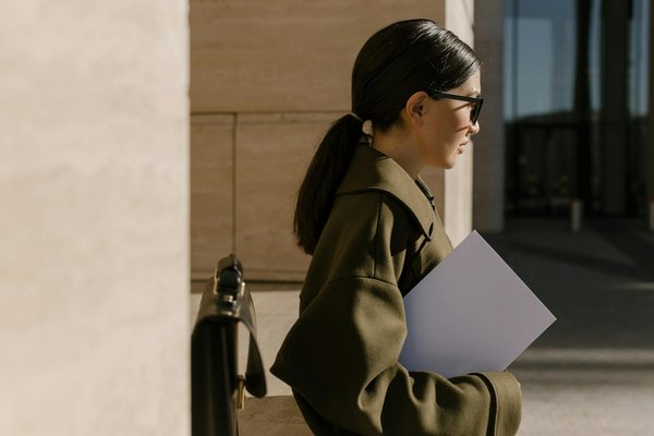 Découvrez les avantages du panneau PVC marbre pour votre intérieur